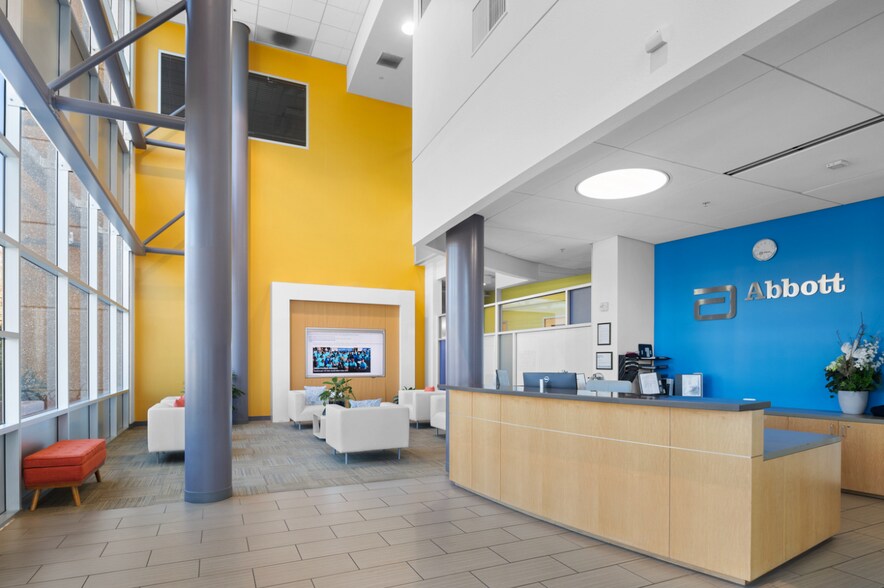 4551 Great America Pky, Santa Clara, CA à louer - Photo intérieure - Image 2 de 10