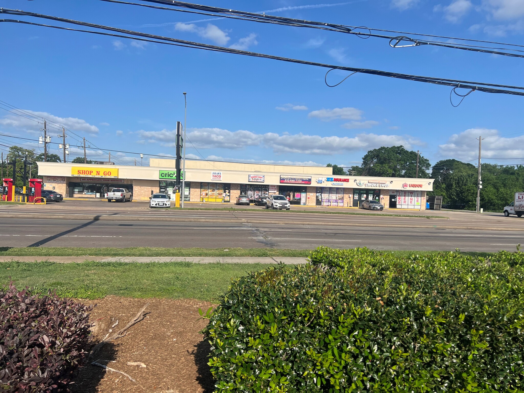 5788 Bingle Rd, Houston, TX for lease Primary Photo- Image 1 of 3