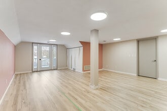 601 McHugh Rd, Holmen, WI for lease Interior Photo- Image 2 of 5
