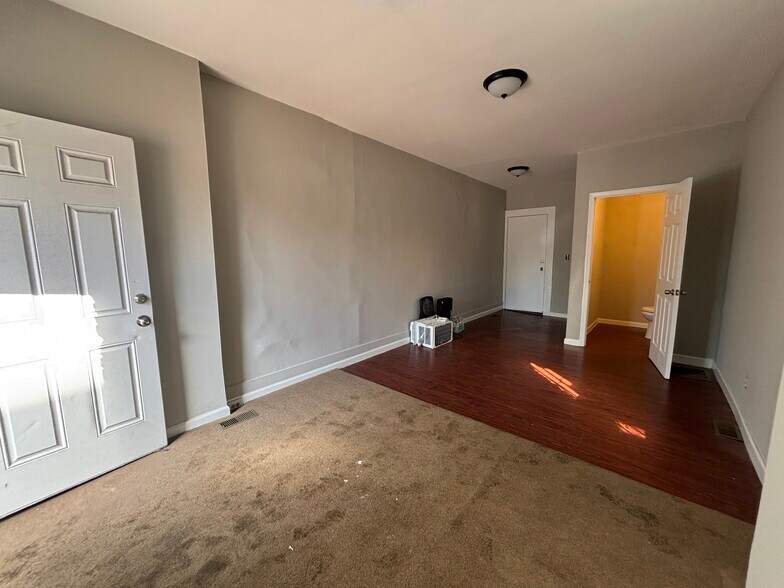 846 N Eutaw St, Baltimore, MD for lease - Building Photo - Image 3 of 5