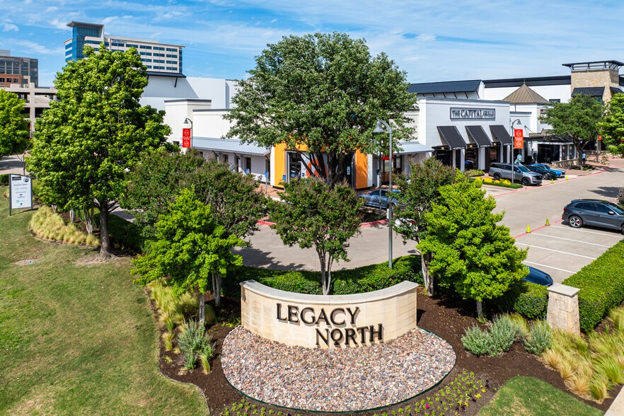 7401 Lone Star Dr, Plano, TX for lease - Building Photo - Image 2 of 22