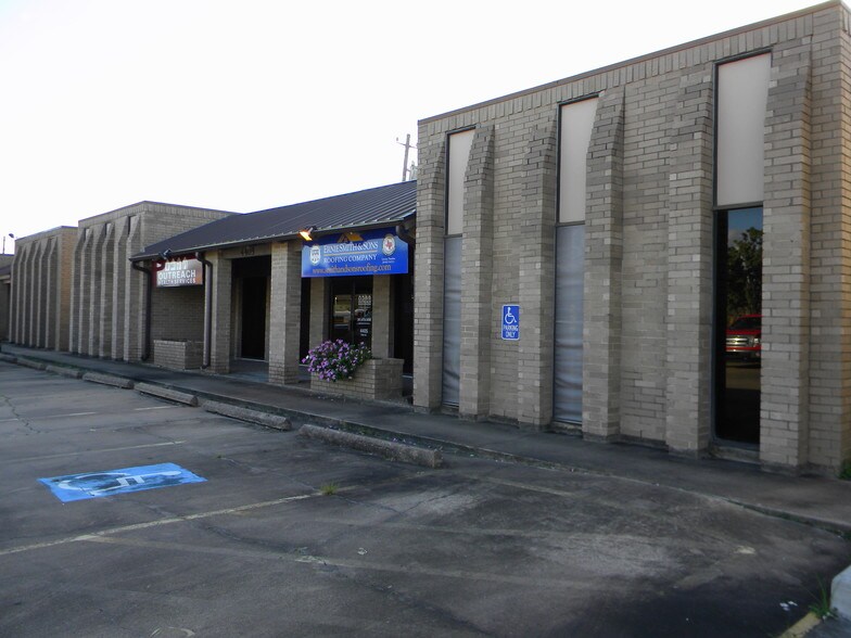 4405 Lilac Ln, Victoria, TX à vendre - Photo du bâtiment - Image 3 de 17