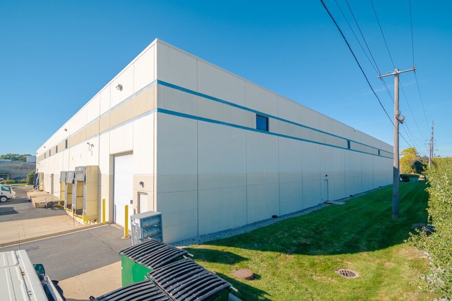 11697 W Grand Ave, Northlake, IL for lease - Building Photo - Image 2 of 6