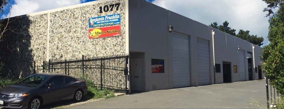 1077 Shary Cir, Concord, CA for sale - Building Photo - Image 2 of 8