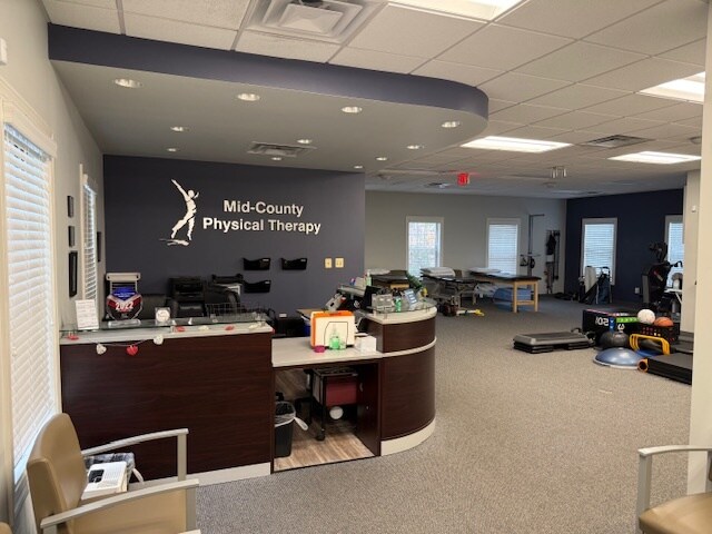 1721-1725 Financial Loop, Woodbridge, VA à louer - Photo intérieure - Image 2 de 6