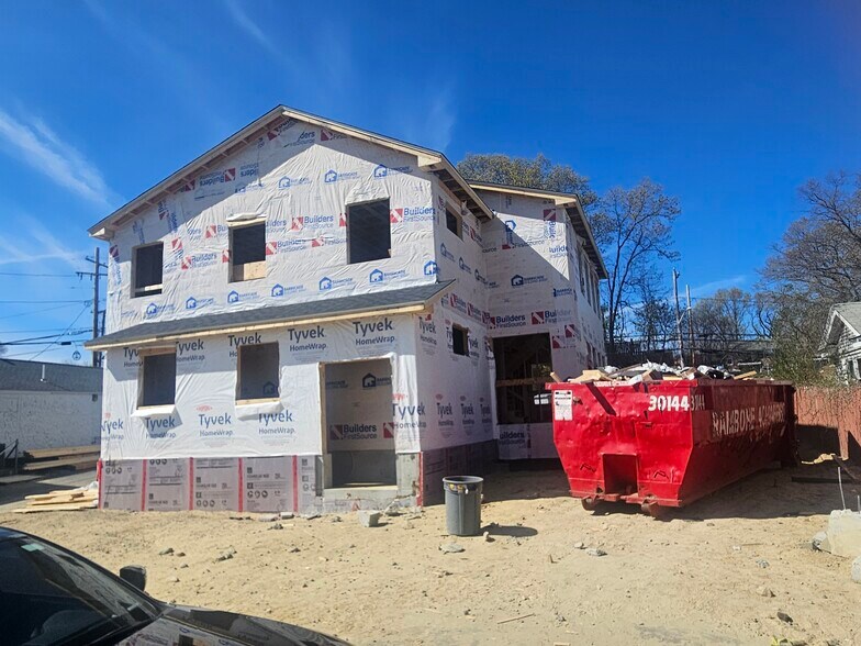 1232 Mineral Spring Ave, North Providence, RI à vendre - Photo du bâtiment - Image 3 de 19