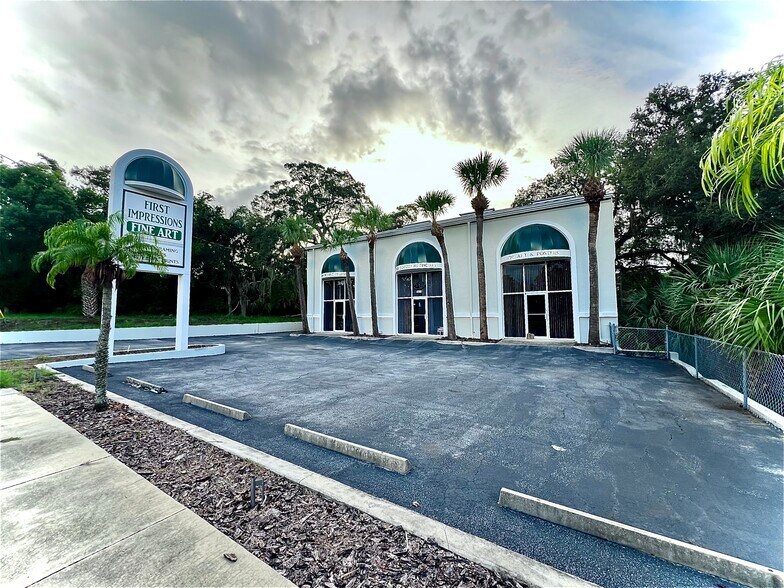 3625 Alt 19, Palm Harbor, FL à vendre - Photo du b timent - Image 1 de 24