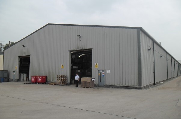 3-3A Bluebell Business Estate, Uckfield à louer - Photo du bâtiment - Image 3 de 3