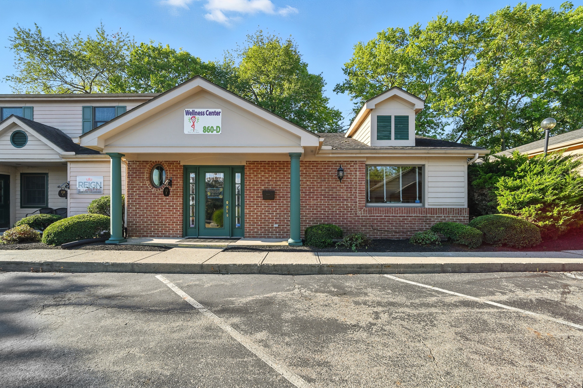 860 E Franklin St, Dayton, OH for sale Primary Photo- Image 1 of 17