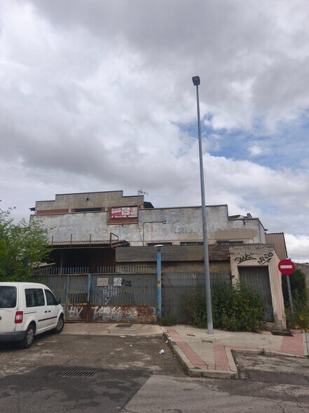 Terrain dans Fuenlabrada, Madrid à vendre - Photo du bâtiment - Image 3 de 4