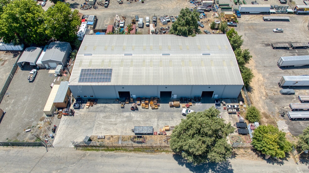 38642 Kentucky Ave, Woodland, CA for sale - Primary Photo - Image 1 of 1