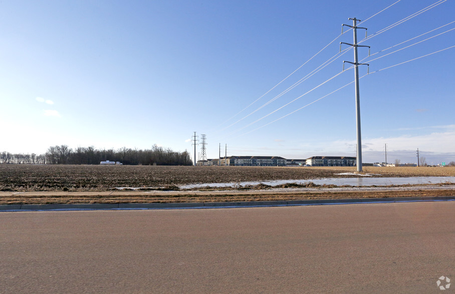 3000 Technology Dr, Mankato, MN à vendre - Photo principale - Image 1 de 2