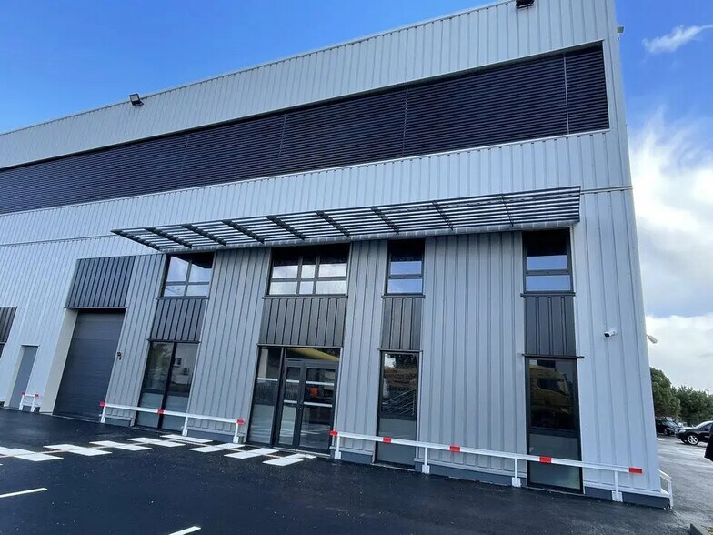 Flex dans Lormont à louer - Photo du bâtiment - Image 1 de 11