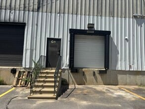 124-130 Hall St, Concord, NH for lease Interior Photo- Image 1 of 5