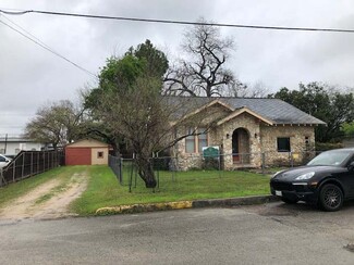 Plus de détails pour 163 W Bridge St, New Braunfels, TX - Bureau à louer