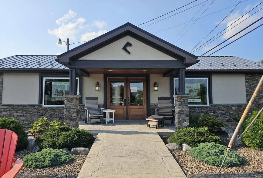 341 N Market St, Elysburg, PA à louer - Photo du bâtiment - Image 1 de 5