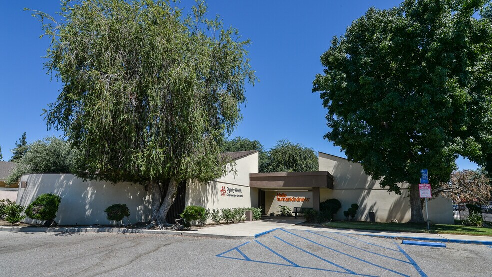 3737 San Dimas St, Bldg 101 & Bldg 102 portefeuille de 2 propriétés à vendre sur LoopNet.ca - Photo du bâtiment - Image 2 de 41