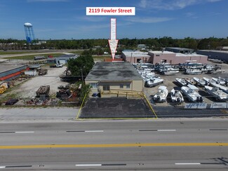 Plus de détails pour 2119 Fowler St, Fort Myers, FL - Industriel à vendre