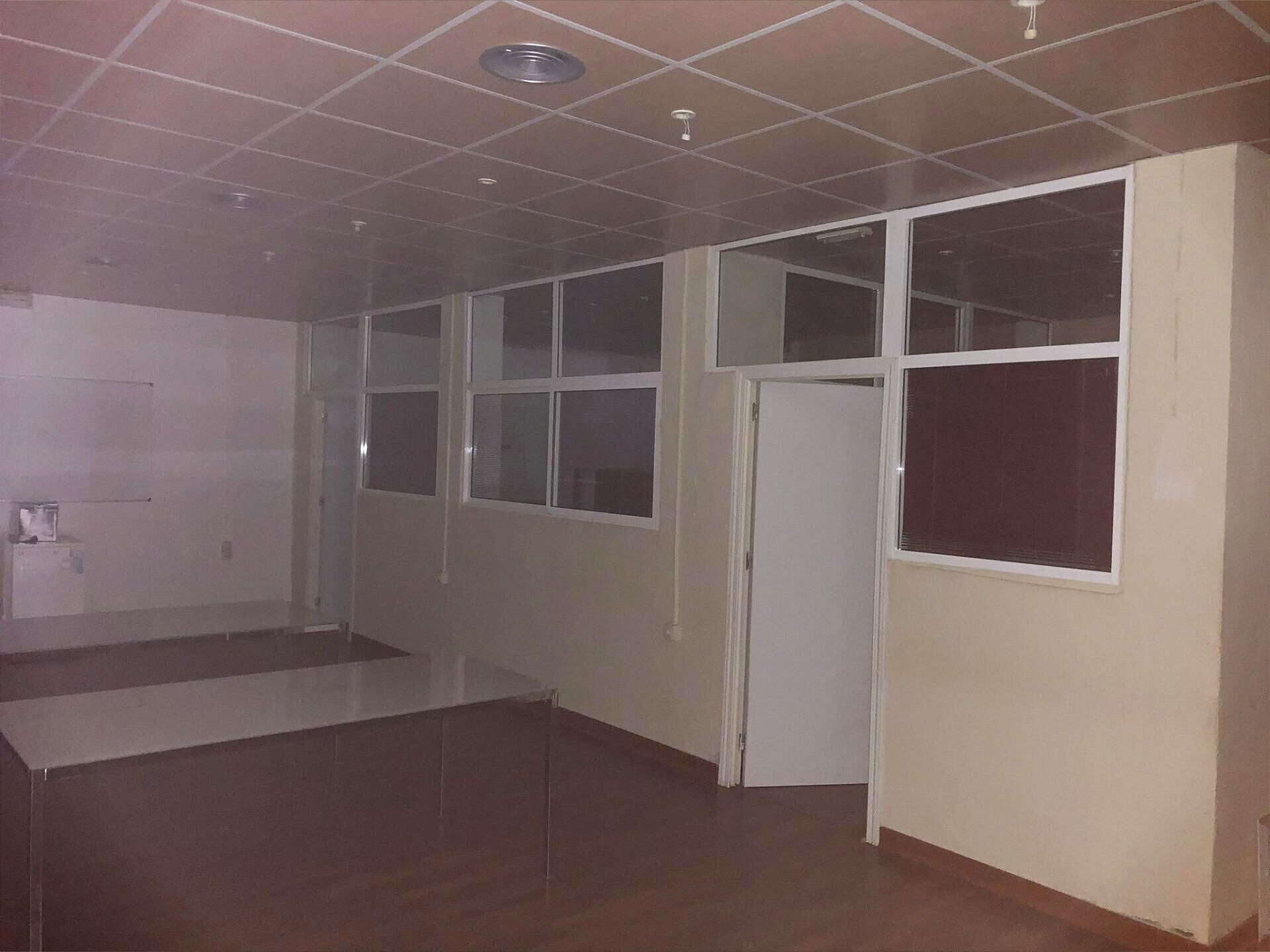 Retail in Sevilla, Sevilla for lease Interior Photo- Image 1 of 8