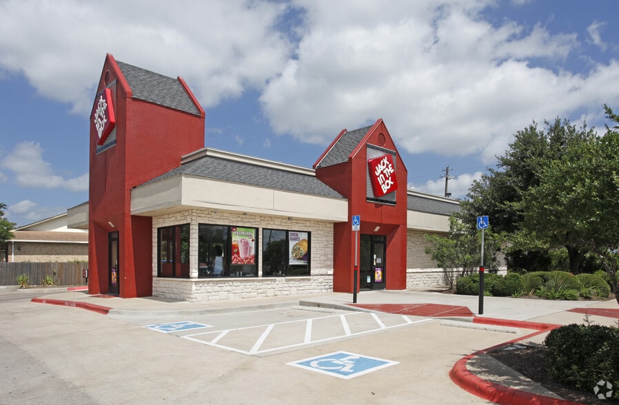 1936 E Oltorf St, Austin, TX for lease - Primary Photo - Image 1 of 7