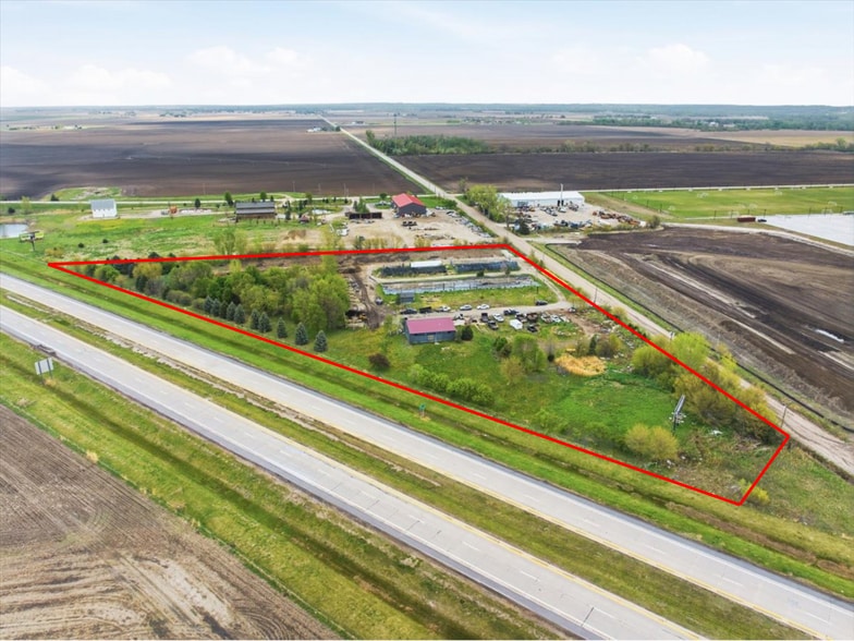 6610 N 264th Cir, Valley, NE à vendre - Photo du bâtiment - Image 3 de 17