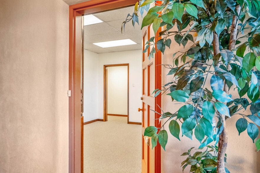 11 Calle Medico, Santa Fe, NM for lease - Building Photo - Image 3 of 16