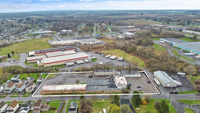 Plus de détails pour 34 Wright Ave, Auburn, NY - Industriel à louer