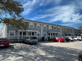 Plus de détails pour 4828 W Gandy Blvd, Tampa, FL - Bureau à vendre