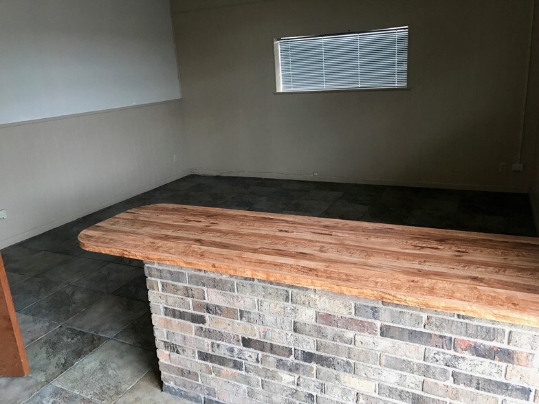 920 Roberts Cut Off Rd, River Oaks, TX à louer - Photo du bâtiment - Image 3 de 10