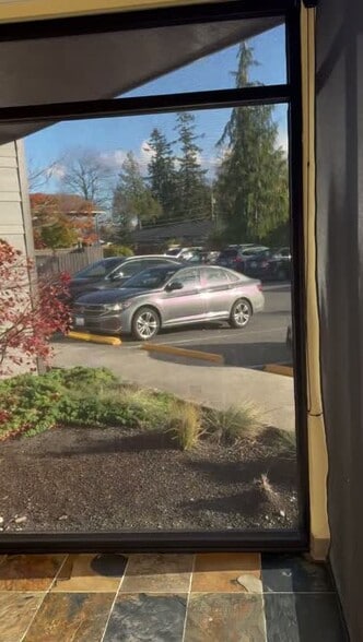 130 S 15th St, Mount Vernon, WA for lease - Commercial Listing Video - Image 2 of 19