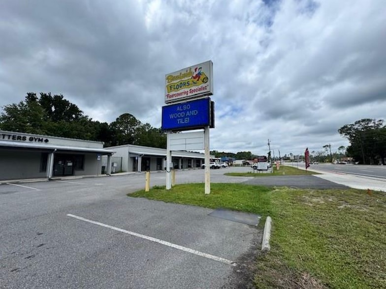 840 E King Ave, Kingsland, GA for lease - Building Photo - Image 2 of 4