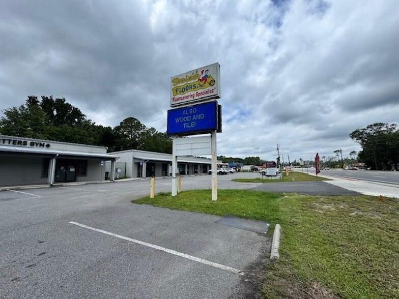 840 E King Ave, Kingsland, GA à louer - Photo du bâtiment - Image 2 de 4
