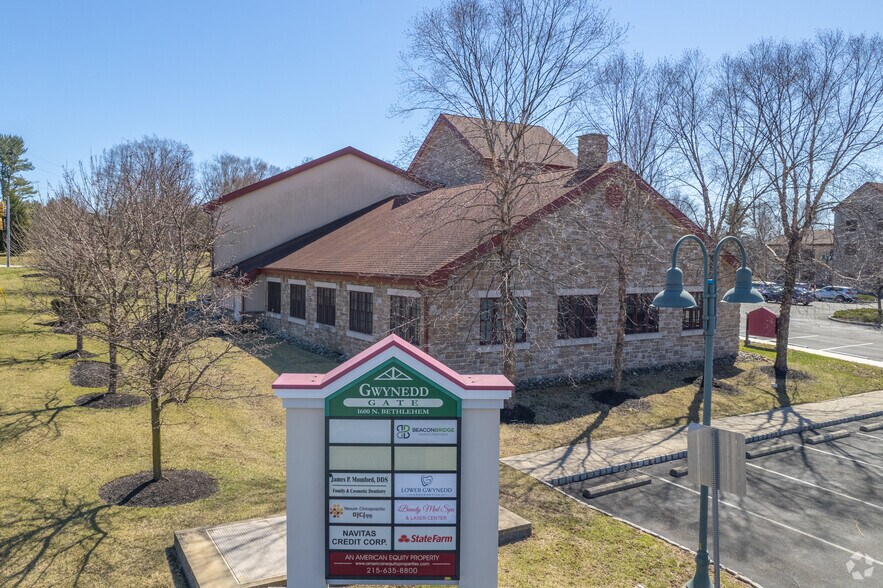 1600 N Bethlehem Pike, Lower Gwynedd, PA à vendre - Photo du bâtiment - Image 3 de 7