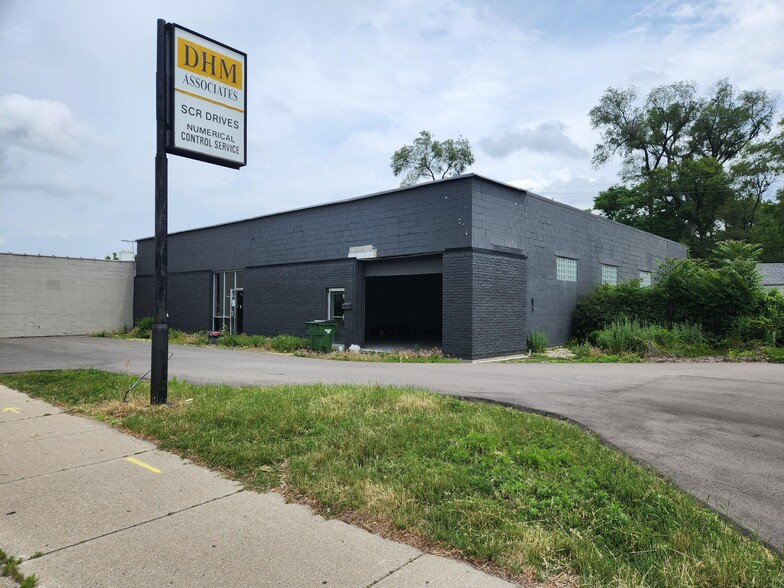 3142 Coolidge Hwy, Berkley, MI for lease - Building Photo - Image 1 of 1