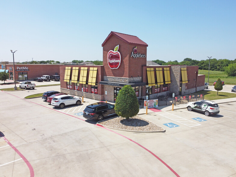 945 N Saginaw Blvd, Saginaw, TX for sale - Building Photo - Image 1 of 1