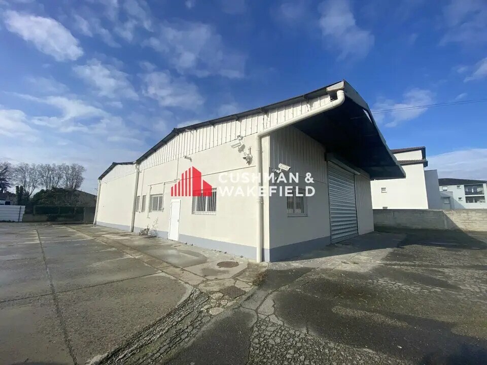 Flex in Toulouse for lease Building Photo- Image 1 of 7