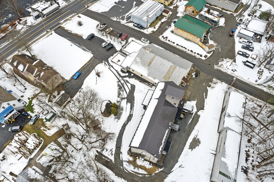 The River Street Portfolio portfolio of 2 properties for sale on LoopNet.ca - Building Photo - Image 3 of 19