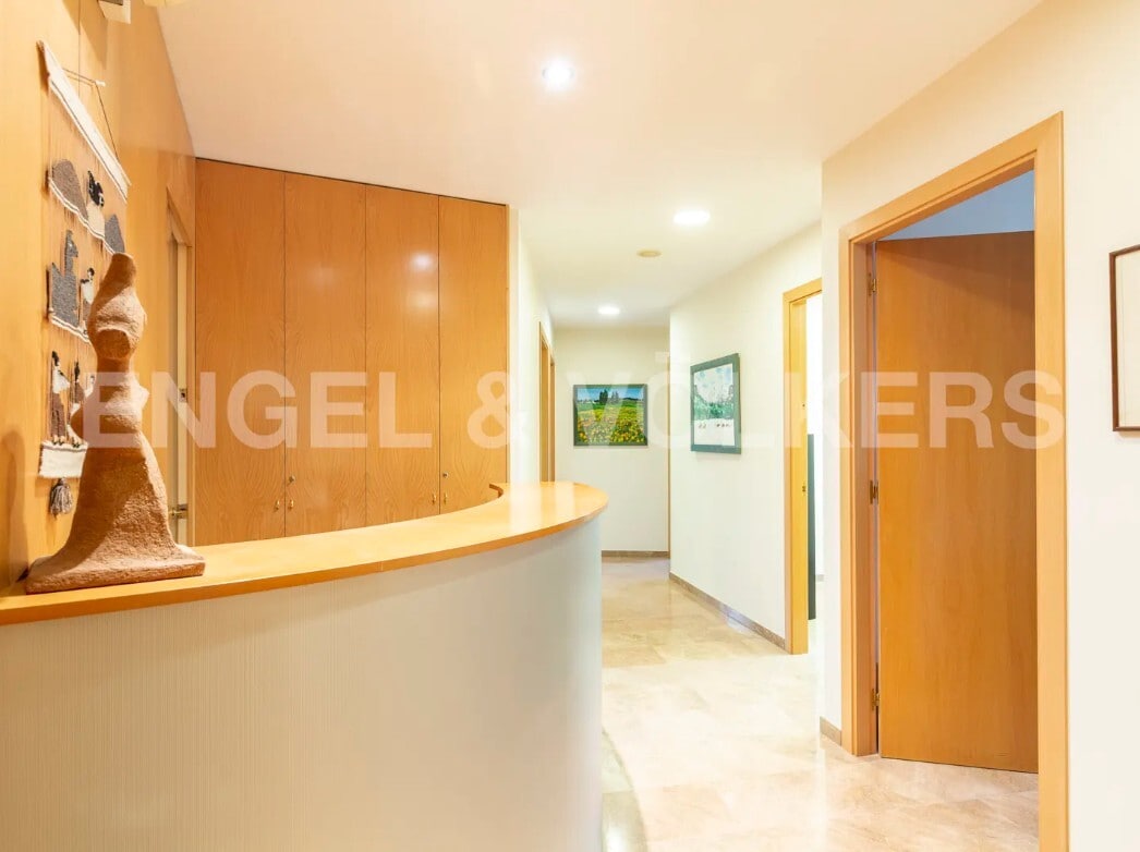 Manresa, BAR 08241 - Unité 1 - - Photo intérieure - Image 1 of 7