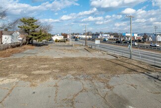 Plus de détails pour 240 E Sunrise Hwy, Lindenhurst, NY - Terrain à louer