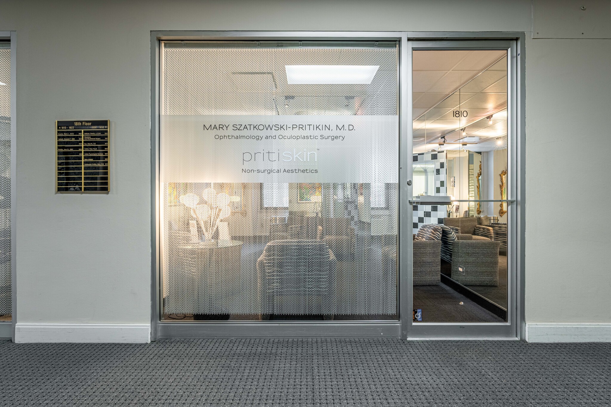 111 N Wabash Ave, Chicago, IL for lease Interior Photo- Image 1 of 18