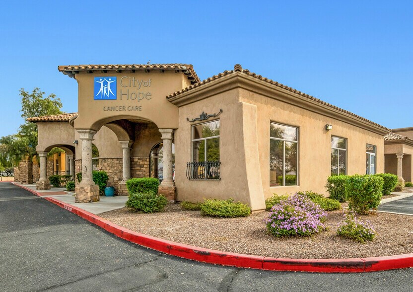 2915 W Rose Garden Ln, Phoenix, AZ for sale - Building Photo - Image 2 of 2