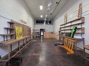1215 Sam Houston Ave, Huntsville, TX for lease Interior Photo- Image 2 of 11