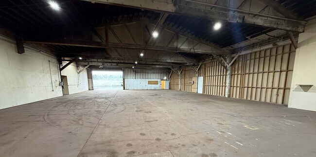 Plus de détails pour 9493 Porter Rd SE, Aumsville, OR - Industriel à louer