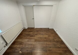 83 Talbot Rd, Pontyclun à louer Photo intérieure- Image 2 de 4