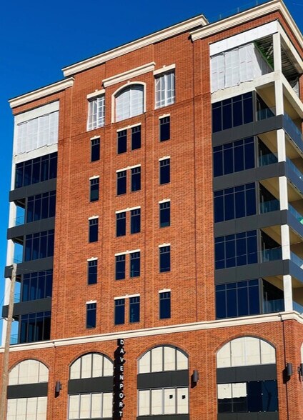 405 N Main St, Tulsa, OK à louer - Photo du bâtiment - Image 2 de 8