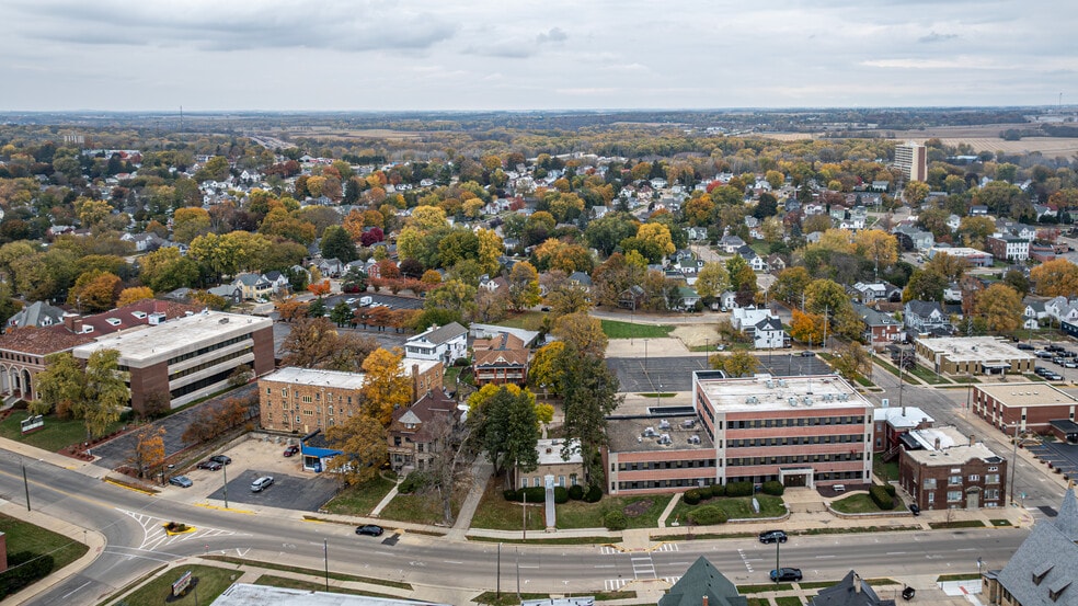 430 W Stephenson St, Freeport, IL for sale - Building Photo - Image 3 of 19