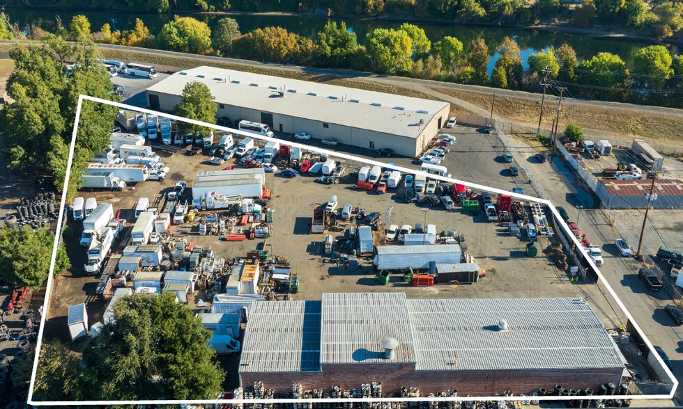 1441 Richards Blvd, Sacramento, CA à louer - Photo du bâtiment - Image 1 de 32