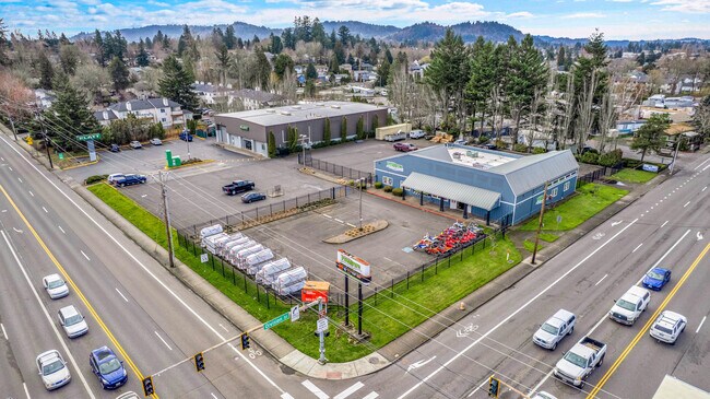 More details for 993 NE Kane Dr, Gresham, OR - Retail for Sale