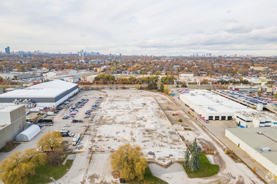 560 Commissioners St, Toronto, ON for sale - Aerial - Image 2 of 4