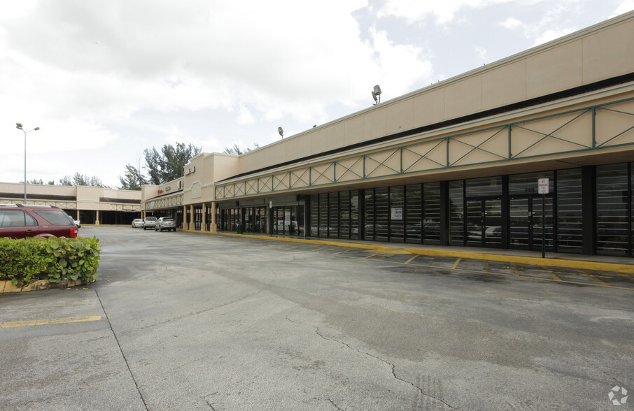 27359 S Dixie Hwy, Naranja, FL for lease - Building Photo - Image 2 of 9